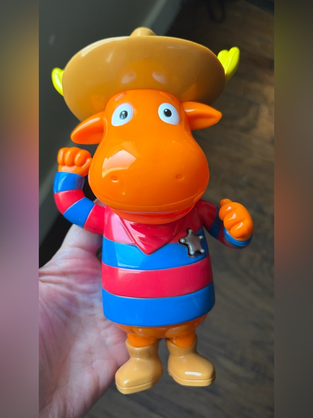 RARE 2005 BACKYARDIGANS SINGING SHERIFF COWBOY TYRONE ACTION FIGURE DOLL TOY
